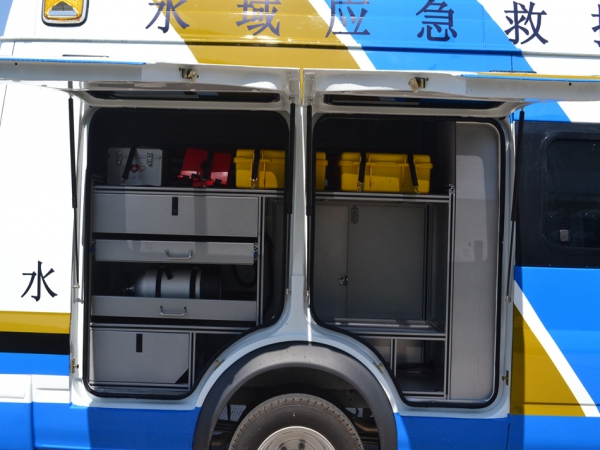 水域勘察車