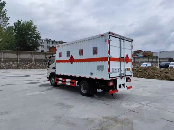 重汽豪沃民爆車（藍牌）