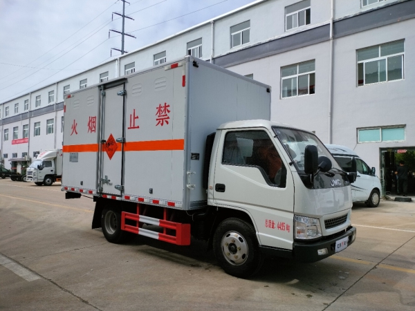 江鈴小藍牌爆破器材運輸車