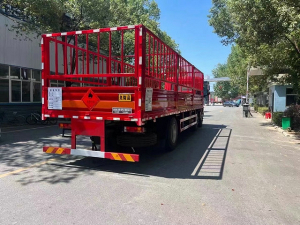 陜汽高欄氣瓶運輸車(15T)