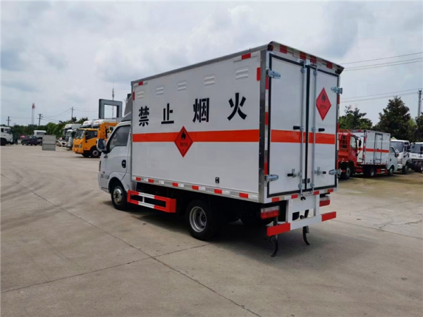 東風(fēng)途逸危爆車（2t）