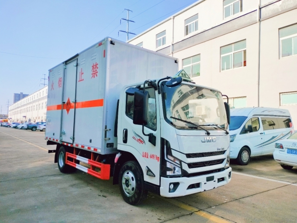 江鈴凱運(yùn)爆破器材運(yùn)輸車(chē)