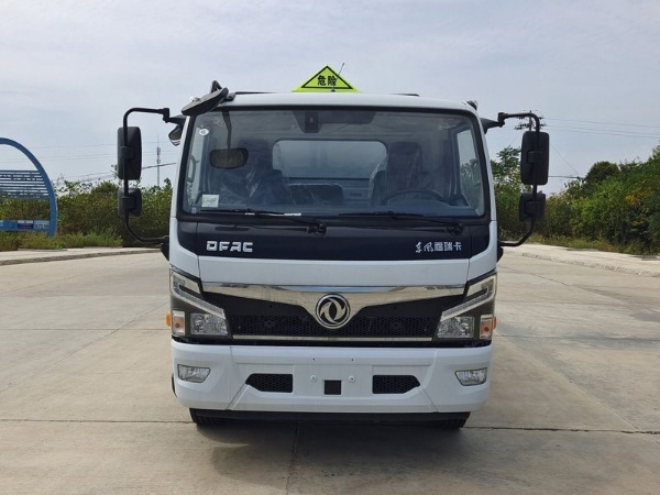 楚勝東風福瑞卡10.1方加油車
